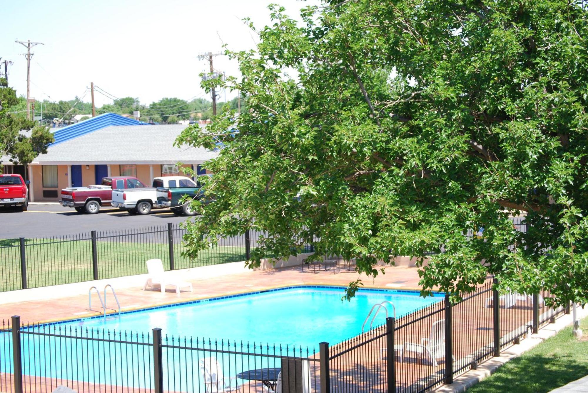 Americas Best Value Inn Lubbock East Экстерьер фото